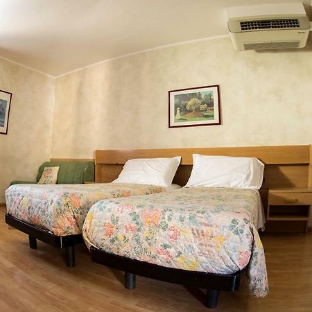 Hotel Centro 托雷佩利切 外观 照片